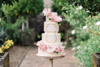 Wedding cake in Italian Gardens